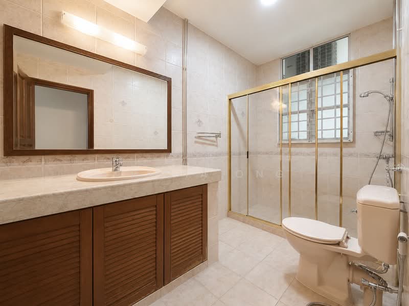 Casa Jervois, 99 Jervois Road, 3 Bedrooms, 1,722 sqft, Condominium For Sale, by Tricia Ong, 500174425 - Bathroom - PropertyGuru.com.sg