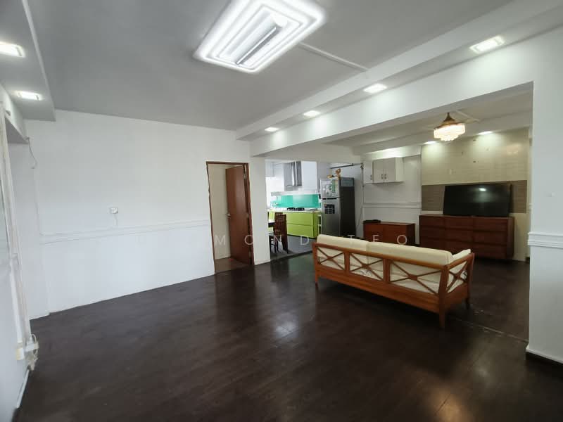 450E Tampines Street 42, 450E Tampines Street 42, 3 Bedrooms, 1,130 sqft, HDB Flat For Sale, by DESMOND TEO, 500174427 - Living/ Dining hall - PropertyGuru.com.sg