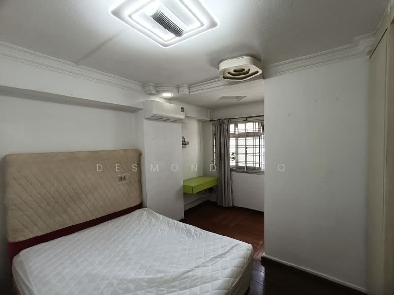450E Tampines Street 42, 450E Tampines Street 42, 3 Bedrooms, 1,130 sqft, HDB Flat For Sale, by DESMOND TEO, 500174427 - Master bedroom - PropertyGuru.com.sg