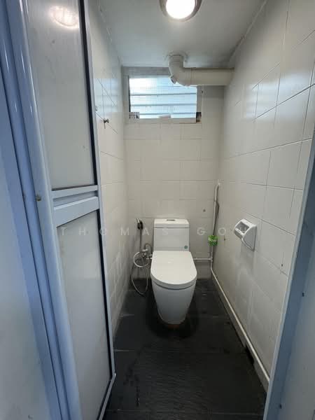 171 Stirling Road, 171 Stirling Road, 2 Bedrooms, 645 sqft, HDB Flat For Rent, by Thomas Goh, 500174428 - Bathroom - PropertyGuru.com.sg