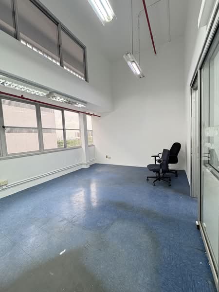 Pantech Business Hub, 196 Pandan Loop, 1,200 sqft, Factory / Workshop (B2) For Rent, by Simon Neo, 500174435 - Interior - CommercialGuru.com.sg