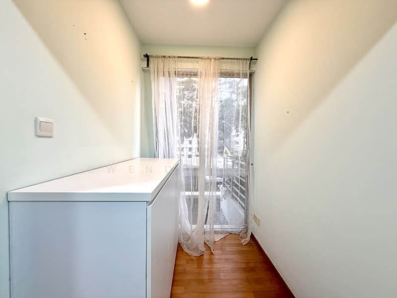 Grandeur 8, 2 Ang Mo Kio Central 3, 2 Bedrooms, 1,217 sqft, Condominium For Rent, by Gwendolyn Au, 500174439 - Balcony - PropertyGuru.com.sg