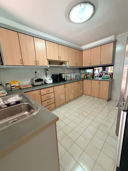 Seletar Terrace, , 4 Bedrooms, 2,400 sqft, Terraced House For Sale, by Dane Kau 高国豪, 500174440 - Kitchen - PropertyGuru.com.sg