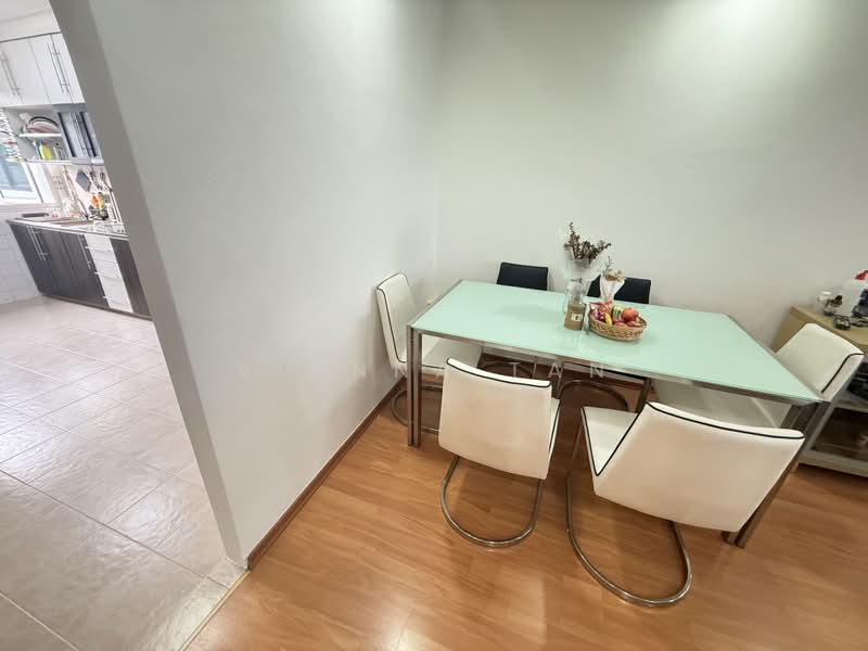 458 Pasir Ris Drive 4, 458 Pasir Ris Drive 4, 3 Bedrooms, 1,119 sqft, HDB Flat For Rent, by Vianna Tan, 500174441 - Kitchen - PropertyGuru.com.sg