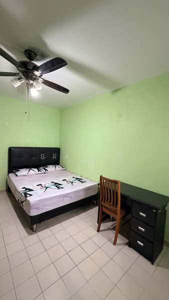 263 Bukit Batok East Avenue 4, 263 Bukit Batok East Avenue 4, Room Rental, 150 sqft, HDB Flat For Rent, by Brandon Tan, 500174451 - Bedroom - PropertyGuru.com.sg
