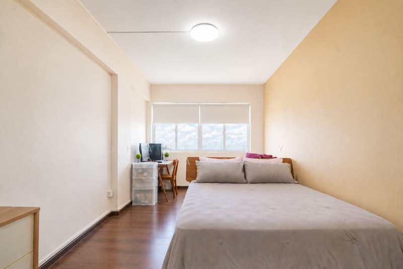 204 Petir Road, 204 Petir Road, 3 Bedrooms, 1,313 sqft, HDB Flat For Sale, by Dhaneswery (Dhanes), 500174457 - Bedroom 1 - PropertyGuru.com.sg