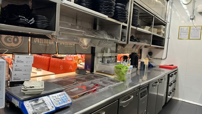 Vivocity, 1 Harbourfront Walk, 1,600 sqft, Mall Shop For Rent, by Sally Ang, 500174465 - Kitchen - CommercialGuru.com.sg