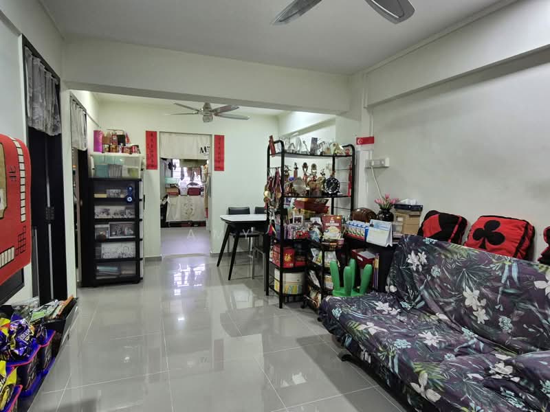 195 Kim Keat Avenue, 195 Kim Keat Avenue, 2 Bedrooms, 710 sqft, HDB Flat For Sale, by Amy Tay, 500174466 - Living Room - PropertyGuru.com.sg