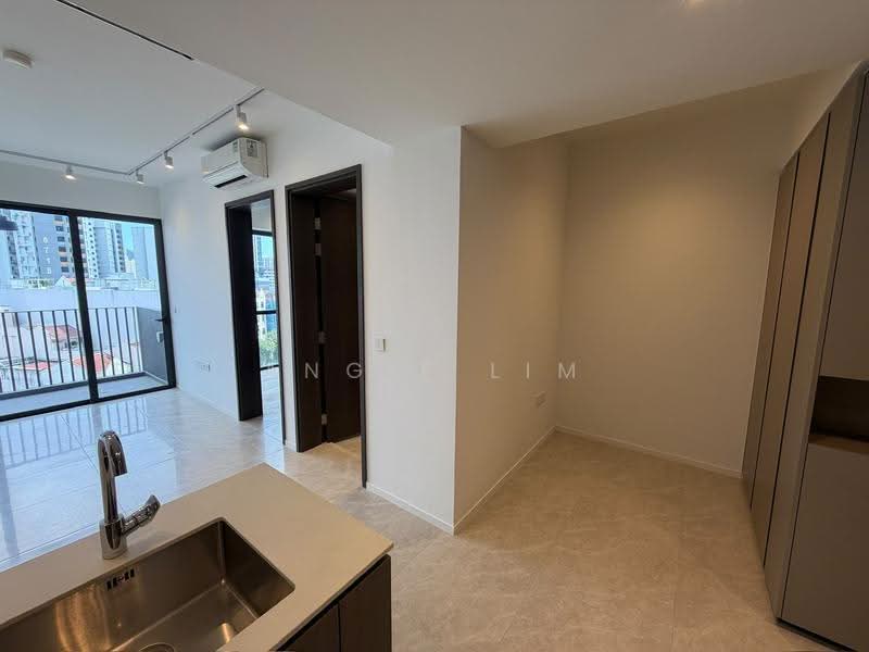 Piccadilly Grand, Northumberland Road, Farrer Park / Serangoon Rd, 2 Bedrooms, 710 sqft, Condominium For Sale, by Angie Lim, 500174470 - Interior - PropertyGuru.com.sg