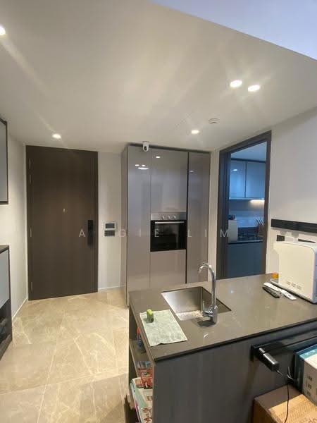 Piccadilly Grand, Northumberland Road, Farrer Park / Serangoon Rd, 2 Bedrooms, 710 sqft, Condominium For Sale, by Angie Lim, 500174470 - Kitchen - PropertyGuru.com.sg