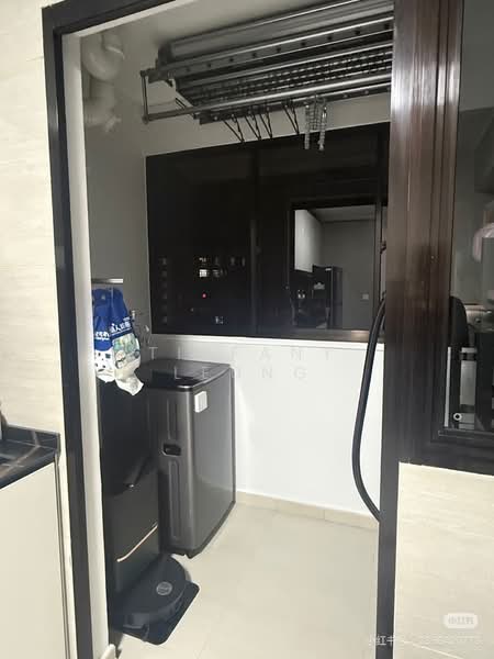 129A Plantation Crescent, Plantation Crescent, Room Rental, 100 sqft, HDB Flat For Rent, by Tiffany Leung, 500174476 - Balcony - PropertyGuru.com.sg