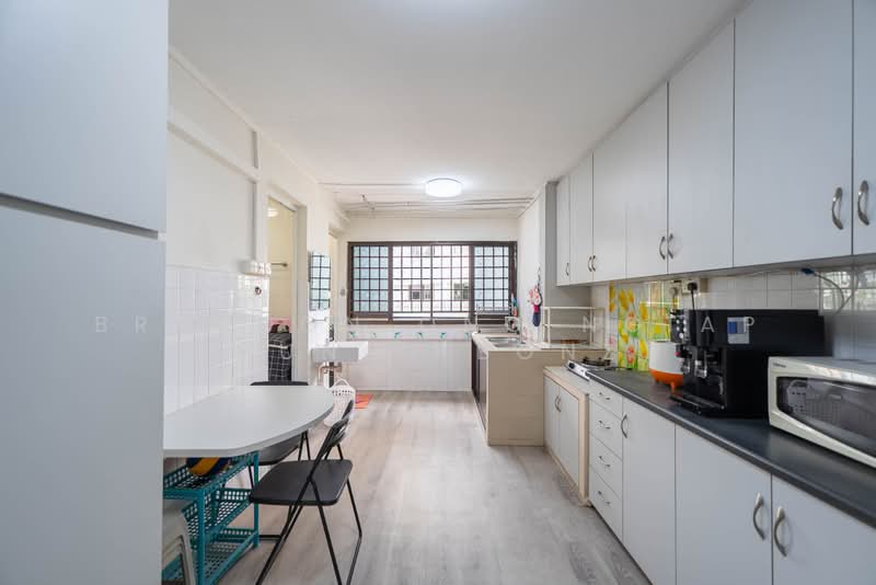 620 Bedok Reservoir Road, 620 Bedok Reservoir Road, 2 Bedrooms, 732 sqft, HDB Flat For Sale, by Brandon Ong Ngiap Zhung (BONZ), 500174480 - Kitchen - PropertyGuru.com.sg
