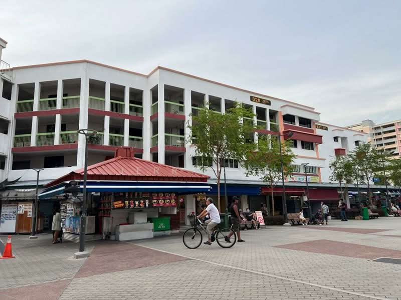 826 TAMPINES STREET 81