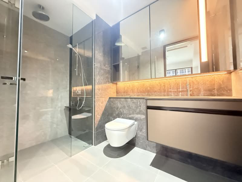 Tembusu Grand, 96 Jalan Tembusu, 2 Bedrooms, 743 sqft, Condominium For Rent, by Hendra Ng, 500174523 - Bathroom - PropertyGuru.com.sg