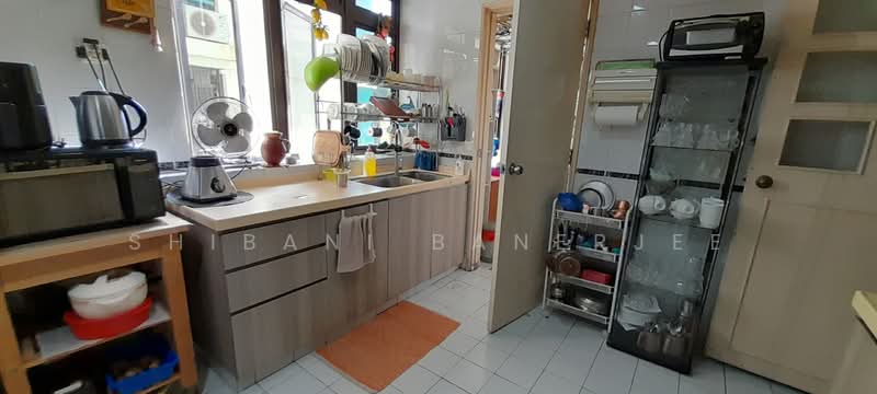The Tanamera, 5 Tanah Merah Kechil Road, 3 Bedrooms, 1,518 sqft, Condominium For Rent, by Shibani Banerjee, 500174524 - Kitchen - PropertyGuru.com.sg