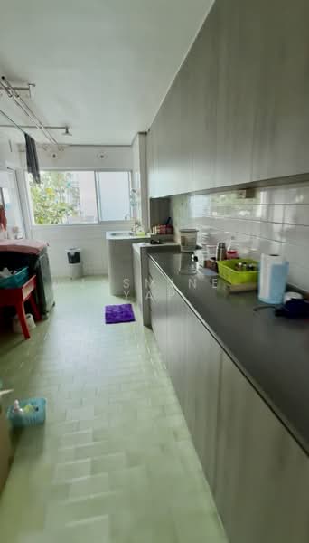 144 Bedok Reservoir Road, 144 Bedok Reservoir Road, 2 Bedrooms, 688 sqft, HDB Flat For Rent, by Jasmine Yap, 500174529 - Kitchen - PropertyGuru.com.sg