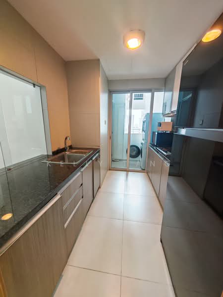 The Metropolitan Condominium, 6 Alexandra View, 2 Bedrooms, 1,033 sqft, Condominium For Rent, by Kelly Tang, 500174534 - Kitchen - PropertyGuru.com.sg