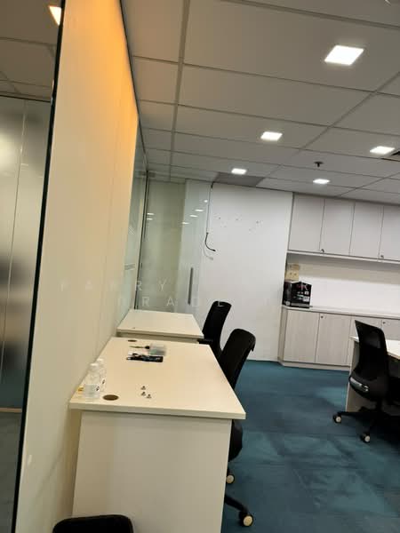 International Plaza, 10 Anson Road, 87 sqft, Office For Rent, by Parry Tiwari Pradeep, 500174536 - Interior - CommercialGuru.com.sg