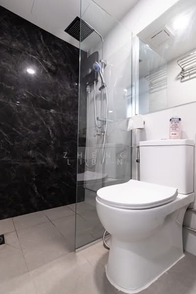 125 Owen Road, , Studio, 300 sqft, Walk-up Apartment For Rent, by Zheng Libin, 500174538 - Bathroom - PropertyGuru.com.sg