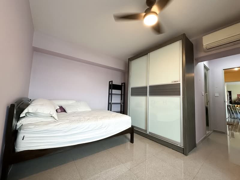52 Strathmore Avenue, 52 Strathmore Avenue, 3 Bedrooms, 1,184 sqft, HDB Flat For Sale, by Sheryl Koh, 500174541 - Master Bedroom - PropertyGuru.com.sg