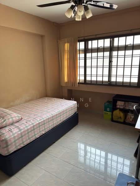 617 Choa Chu Kang North 7, 617 Choa Chu Kang North 7, 3 Bedrooms, 1,152 sqft, HDB Flat For Sale, by Joanne Chong, 500174559 - Bedroom - PropertyGuru.com.sg