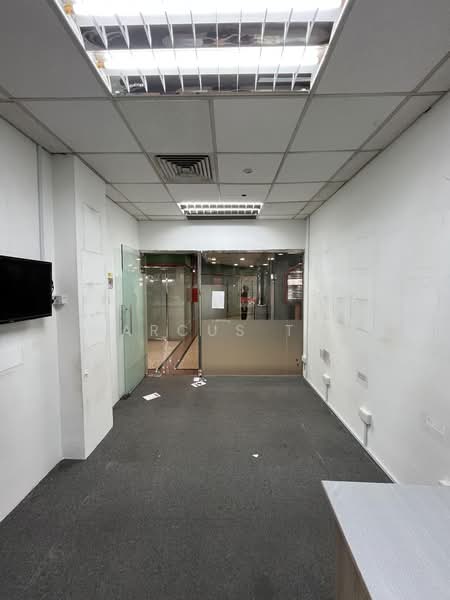 Lucky Chinatown, 211 New Bridge Road, 172 sqft, Other Retail For Rent, by Marcus Tay, 500174578 - Corridor - CommercialGuru.com.sg