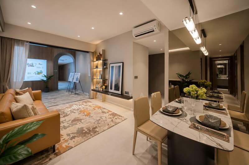 Freehold! 1KM to Ai Tong, Catholic High, , 4 Bedrooms, 1,313 sqft, Apartment For Sale, by Jax Tan, 500174581 - Living Room - PropertyGuru.com.sg