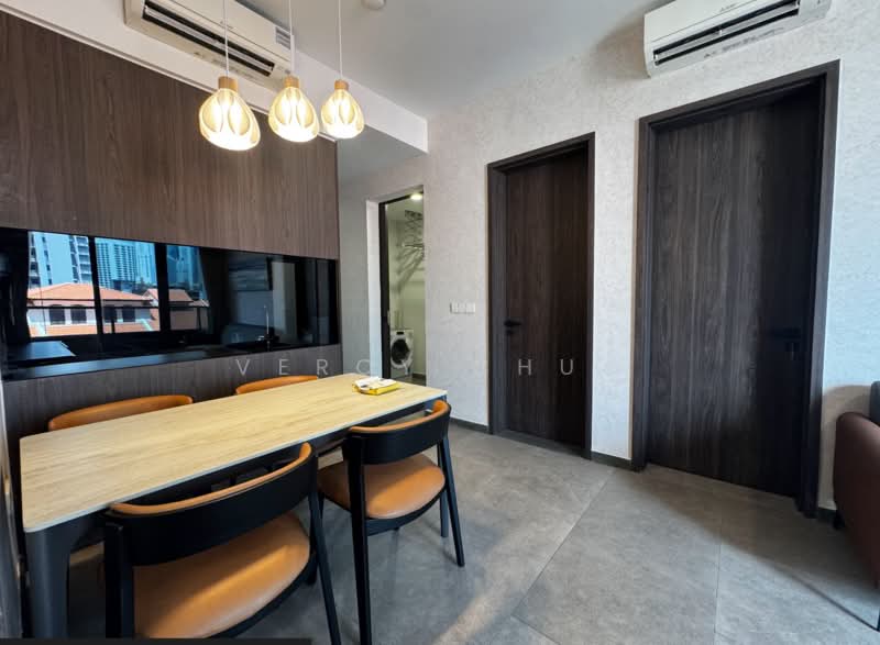Midtown Modern, 18 Tan Quee Lan Street, 2 Bedrooms, 721 sqft, Condominium For Rent, by Veroy Chua, 500174587 - Dining Room - PropertyGuru.com.sg