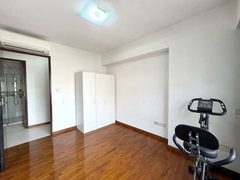 303A Punggol Central, 303A Punggol Central, 3 Bedrooms, 1,001 sqft, HDB Flat For Sale, by Desiree Leung, 500174590 - Common Bedroom 2 - PropertyGuru.com.sg
