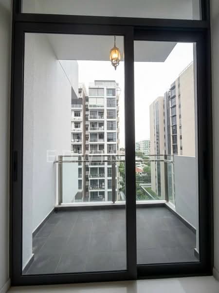 Urban Vista, 2 Tanah Merah Kechil Link, 1 Bedroom, 450 sqft, Condominium For Rent, by Edwin Su, 500174595 - Balcony - PropertyGuru.com.sg
