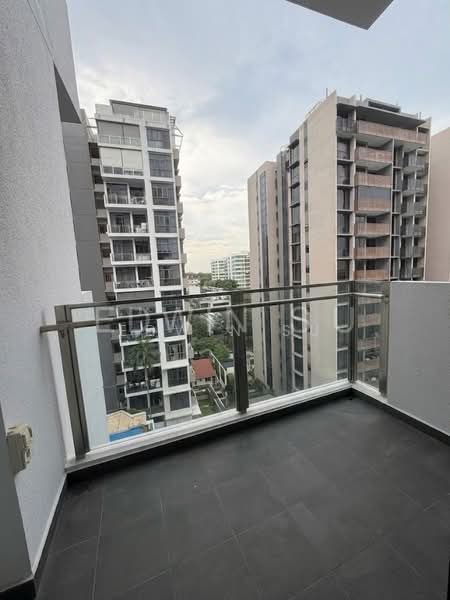Urban Vista, 2 Tanah Merah Kechil Link, 1 Bedroom, 450 sqft, Condominium For Rent, by Edwin Su, 500174595 - Balcony - PropertyGuru.com.sg