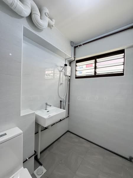 477 Pasir Ris Drive 6, 477 Pasir Ris Drive 6, Room Rental, 150 sqft, HDB Flat For Rent, by Steven Choo, 500174596 - Bathroom - PropertyGuru.com.sg
