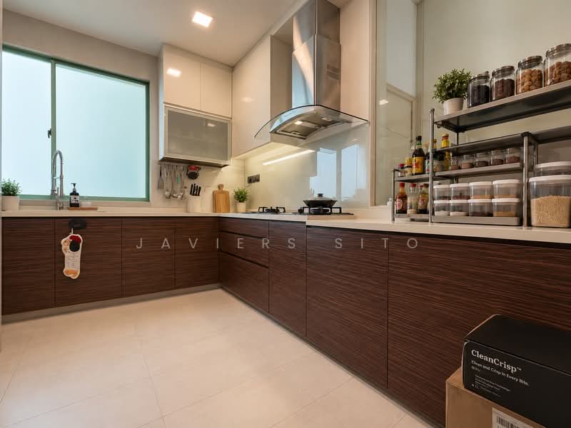 Hazel Park Condo, 21 Hazel Park Condo, 3 Bedrooms, 1,754 sqft, Condominium For Sale, by Javiers Sito, 500174600 - Kitchen - PropertyGuru.com.sg