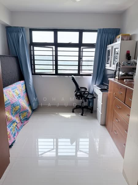 995A Buangkok Crescent, 995A Buangkok Crescent, 2 Bedrooms, 721 sqft, HDB Flat For Sale, by Mohammed Fiajudeen, 500174602 - Study - PropertyGuru.com.sg