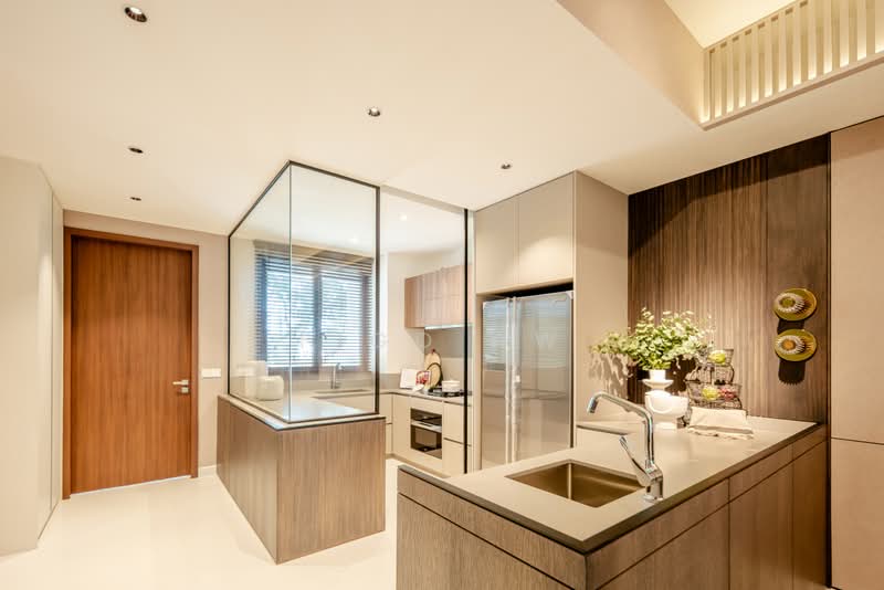 Parksuites, 18 Holland Grove Road, 4 Bedrooms, 3,068 sqft, Condominium For Sale, by Figo Aw, 500174603 - Kitchen - PropertyGuru.com.sg