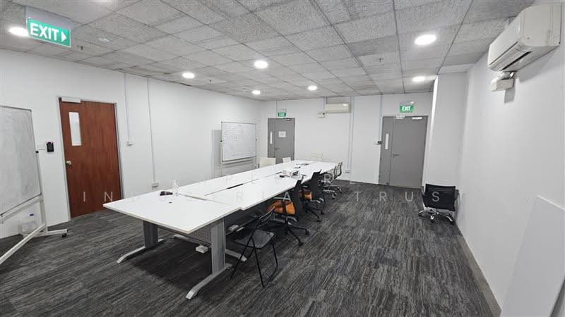 5 Kallang Sector walk up unit, no lift, , 775 sqft, Light Industrial (B1) For Rent, by Tan Ngam Key, 500174606 - Interior - CommercialGuru.com.sg