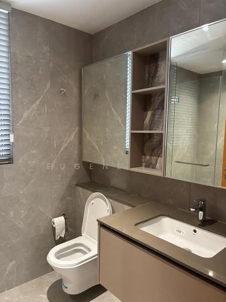 Penrose, 20 Sims Drive, 1 Bedroom, 484 sqft, Condominium For Rent, by Eugene Tay, 500174615 - Bathroom - PropertyGuru.com.sg