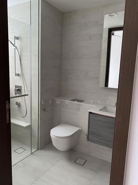 Royalgreen, 2 Anamalai Avenue, 4 Bedrooms, 1,432 sqft, Condominium For Sale, by Belinda Yee, 500174629 - Bathroom - PropertyGuru.com.sg