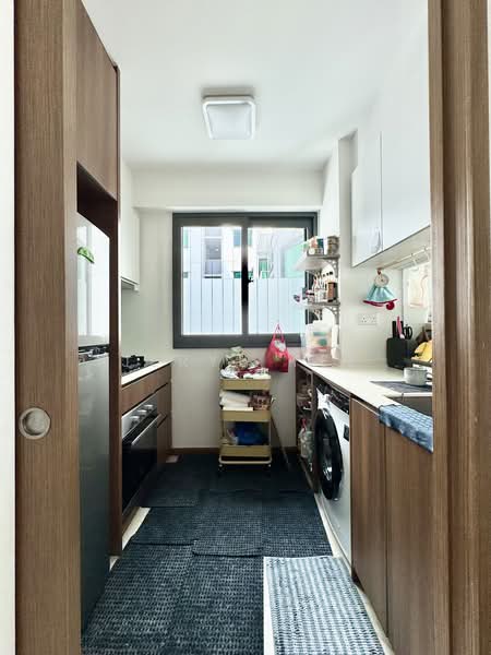 Kingsford Waterbay, 68 Upper Serangoon View, 3 Bedrooms, 861 sqft, Condominium For Sale, by Jeryl Yee, 500174632 - Kitchen - PropertyGuru.com.sg