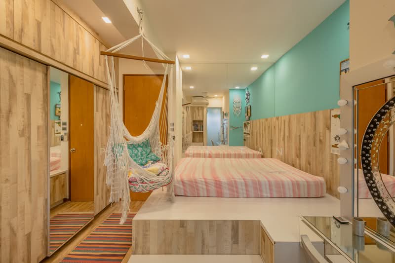 Cheap! Within 1km from RGS! Renovated 4 Storey Corner Townhouse!, , 5 Bedrooms, 2,896 sqft, Town House For Sale, by Patrick Tan, 500174637 - Bedroom - PropertyGuru.com.sg