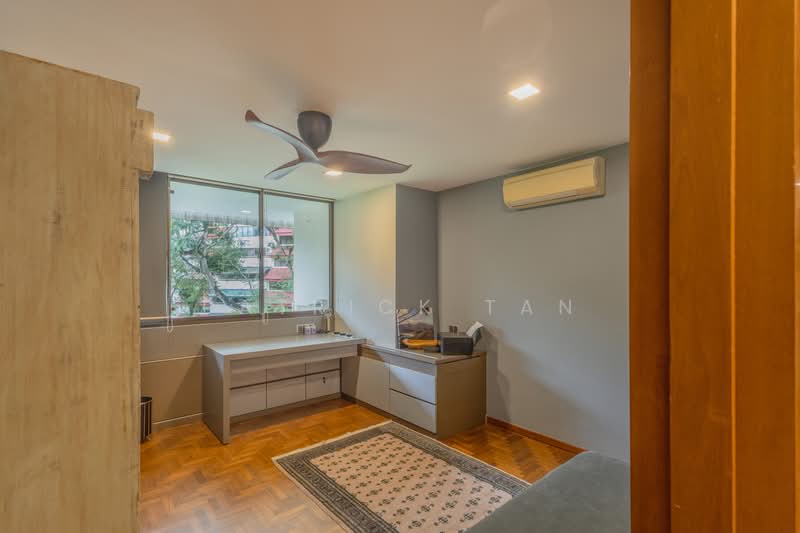 Cheap! Within 1km from RGS! Renovated 4 Storey Corner Townhouse!, , 5 Bedrooms, 2,896 sqft, Town House For Sale, by Patrick Tan, 500174637 - Study - PropertyGuru.com.sg