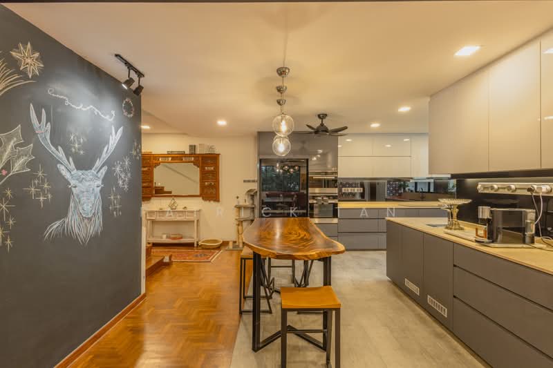 Cheap! Within 1km from RGS! Renovated 4 Storey Corner Townhouse!, , 5 Bedrooms, 2,896 sqft, Town House For Sale, by Patrick Tan, 500174637 - Kitchen - PropertyGuru.com.sg