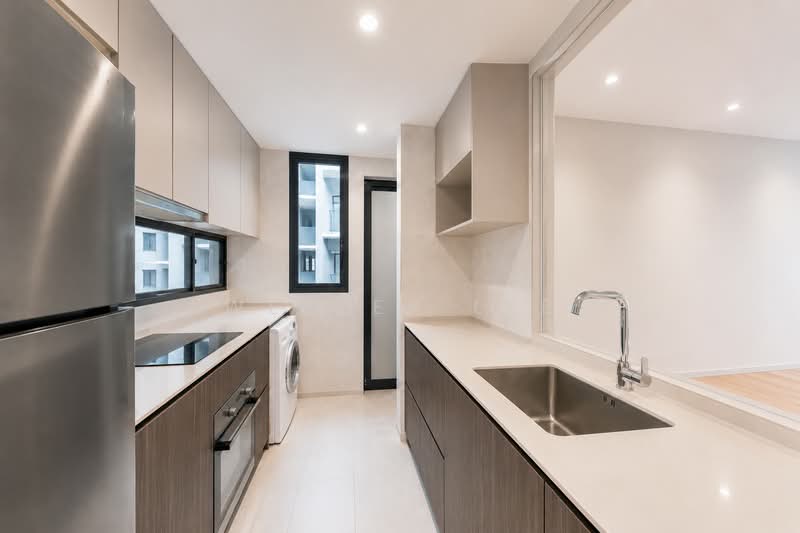 C.H.E.A.P 3 Bed plus Study within 1km to Rosyth Primary, , 3 Bedrooms, 904 sqft, Condominium For Sale, by Wesley Lee, 500174639 - Kitchen - PropertyGuru.com.sg