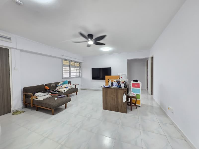 258 Serangoon Central Drive, 258 Serangoon Central Drive, 3 Bedrooms, 1,076 sqft, HDB Flat For Rent, by William Tan, 500174650 - Living Room(Original) - PropertyGuru.com.sg