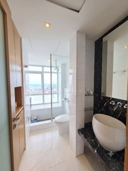 Icon, 10 Gopeng Street, 3 Bedrooms, 1,303 sqft, Apartment For Rent, by Amy Zeng 房姐姐, 500174662 - Bathroom - PropertyGuru.com.sg