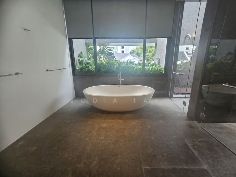 Stunning Good Class Bungalow KAP by award winning architect, , 5 Bedrooms, 10,500 sqft, Good Class Bungalow For Rent, by Jodia Tay, 500174666 - Bathroom - PropertyGuru.com.sg
