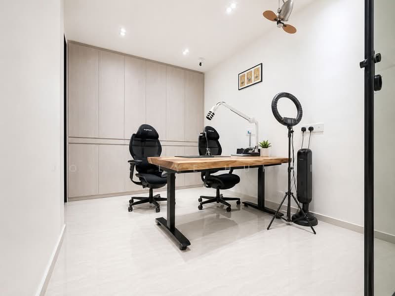 West Coast Gardens, WEST COAST GROVE, 5 Bedrooms, 2,500 sqft, Terraced House For Sale, by Joyce Lye Hui Xin, 500174673 - Study - PropertyGuru.com.sg