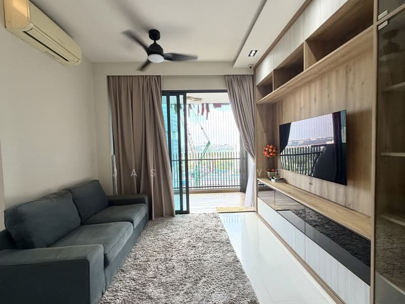 J Gateway, 2 Gateway Drive, 3 Bedrooms, 969 sqft, Condominium For Rent, by Jasmine Ye, 500174681 - Living Room - PropertyGuru.com.sg