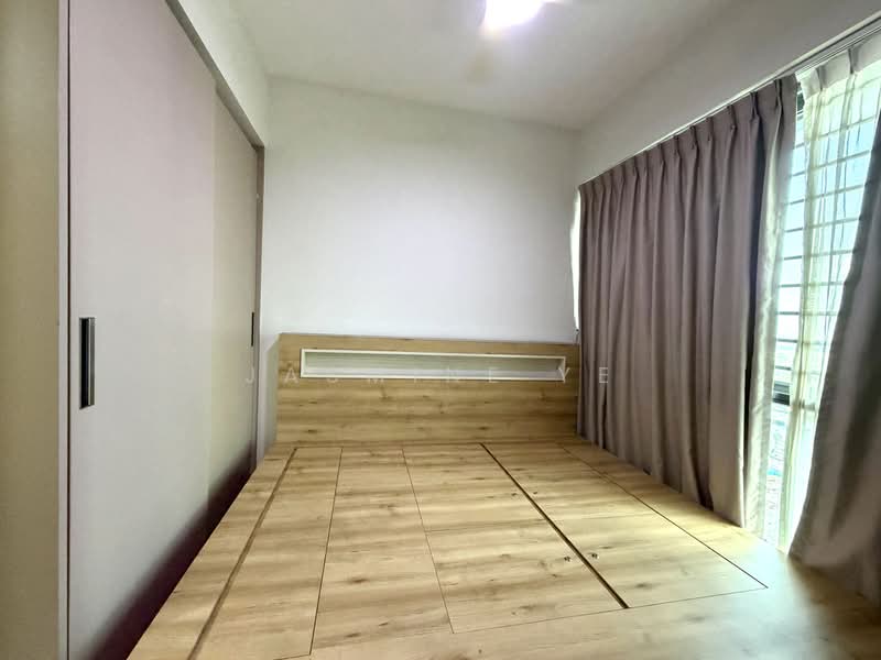 J Gateway, 2 Gateway Drive, 3 Bedrooms, 969 sqft, Condominium For Rent, by Jasmine Ye, 500174681 - Bedroom - PropertyGuru.com.sg