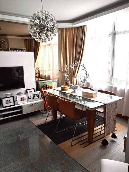 Maysprings, 2 Petir Road, Room Rental, 120 sqft, Apartment For Rent, by Steven Choo, 500174688 - Living Room - PropertyGuru.com.sg